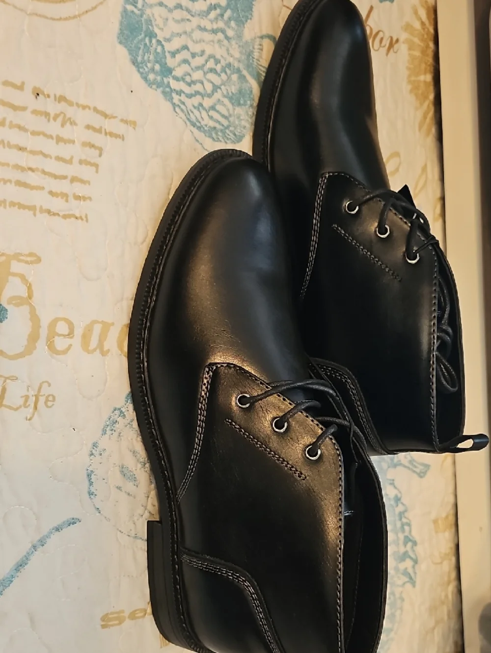 St. John's Bay Black Men’s Chukka Boots Contrast Stitching Memory Foam NWT SZ 11